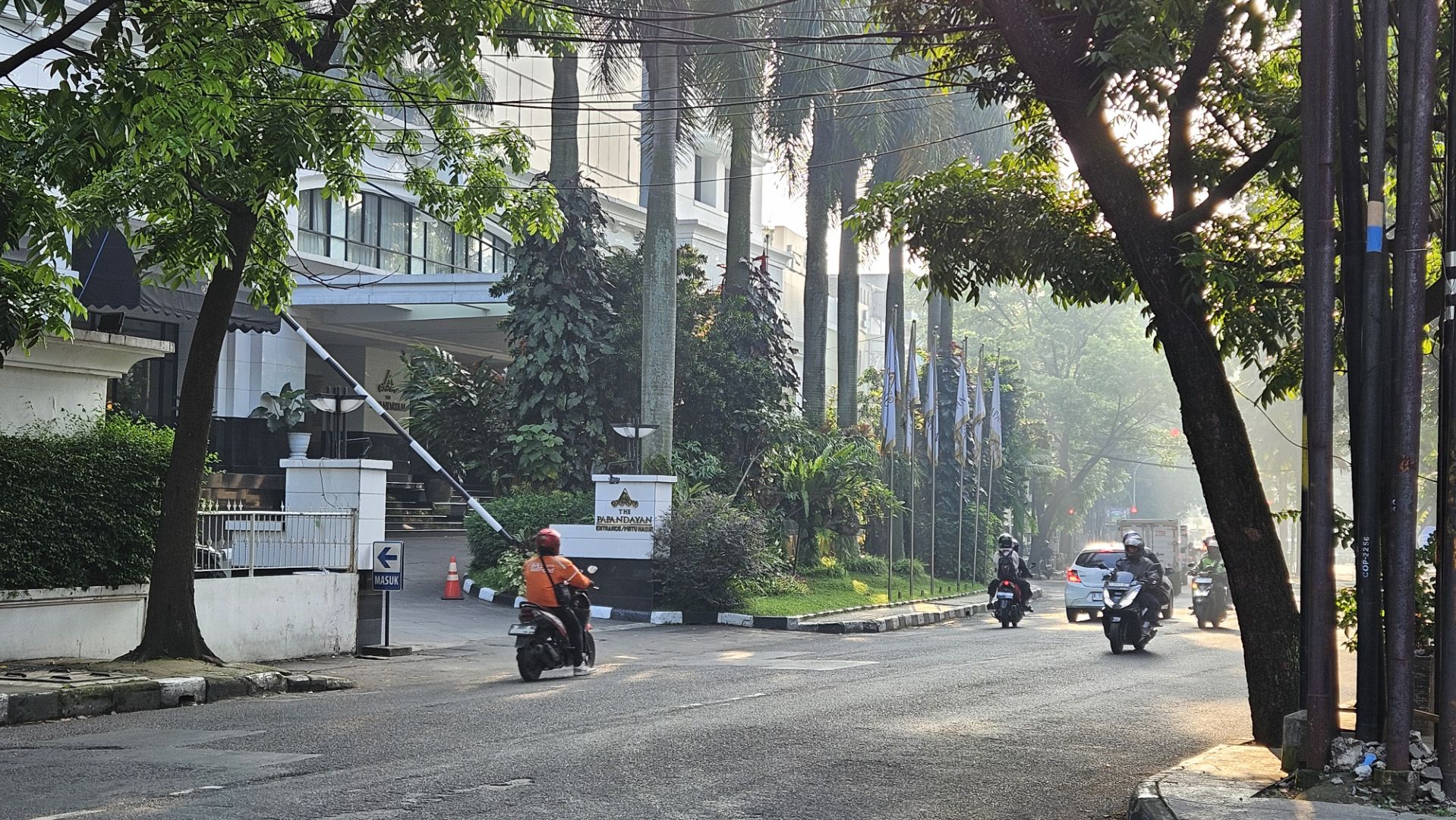 Street View 1